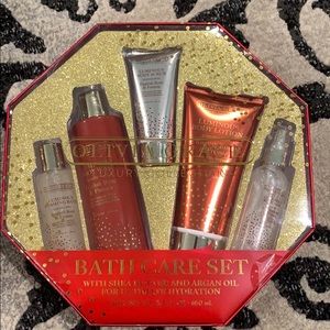 Olivia Grace Bath Care Set